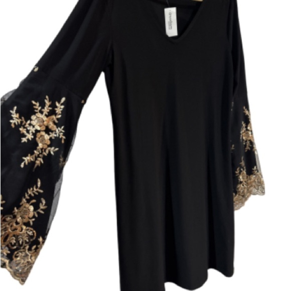 Roz & Ali Elegant Black Garment